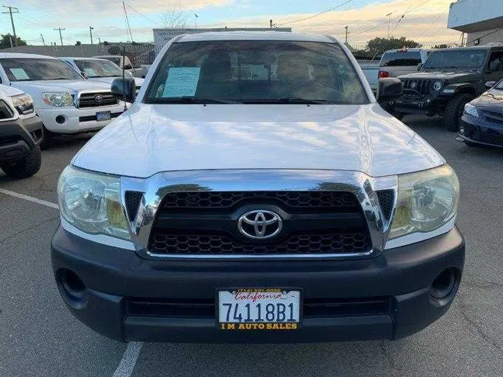 WHITE, 2011 TOYOTA TACOMA ACCESS CAB Image 8