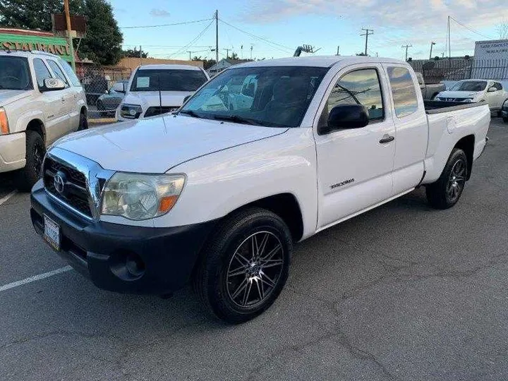 WHITE, 2011 TOYOTA TACOMA ACCESS CAB Image 14