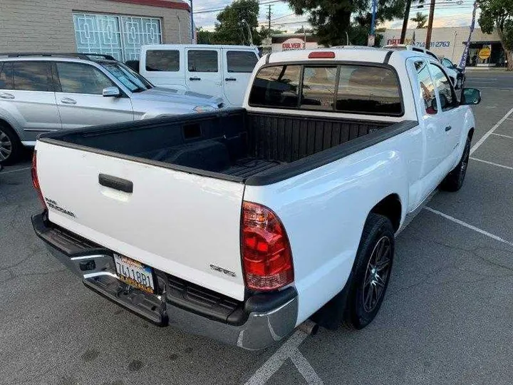 WHITE, 2011 TOYOTA TACOMA ACCESS CAB Image 27