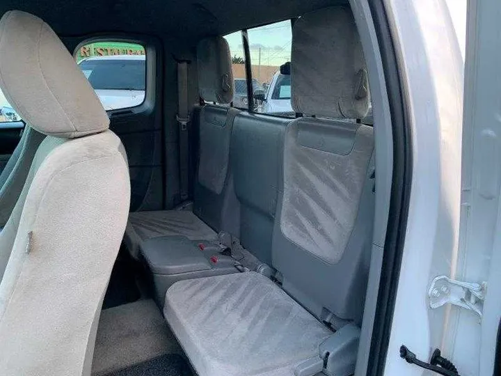 WHITE, 2011 TOYOTA TACOMA ACCESS CAB Image 80