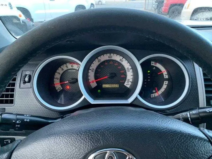 WHITE, 2011 TOYOTA TACOMA ACCESS CAB Image 127