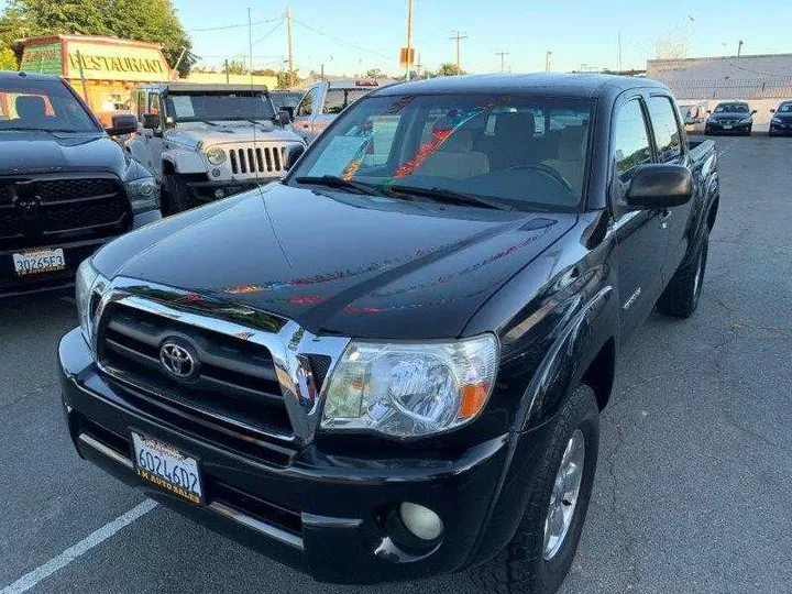 BLACK, 2005 TOYOTA TACOMA DOUBLE CAB Image 11