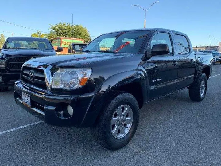 BLACK, 2005 TOYOTA TACOMA DOUBLE CAB Image 16