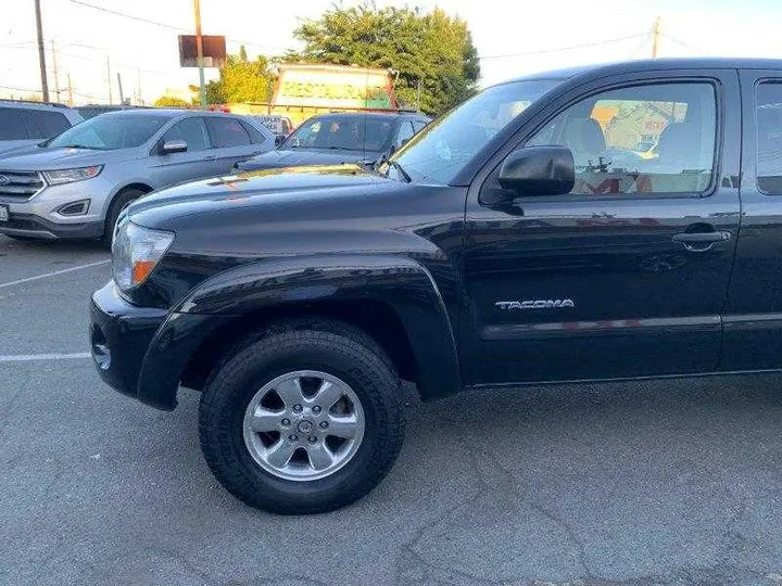 BLACK, 2005 TOYOTA TACOMA DOUBLE CAB Image 45