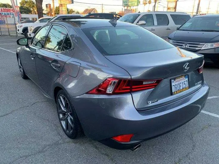 GRAY, 2016 LEXUS IS Image 22