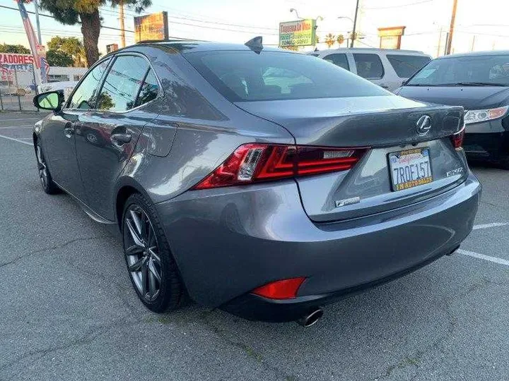 GRAY, 2016 LEXUS IS Image 23