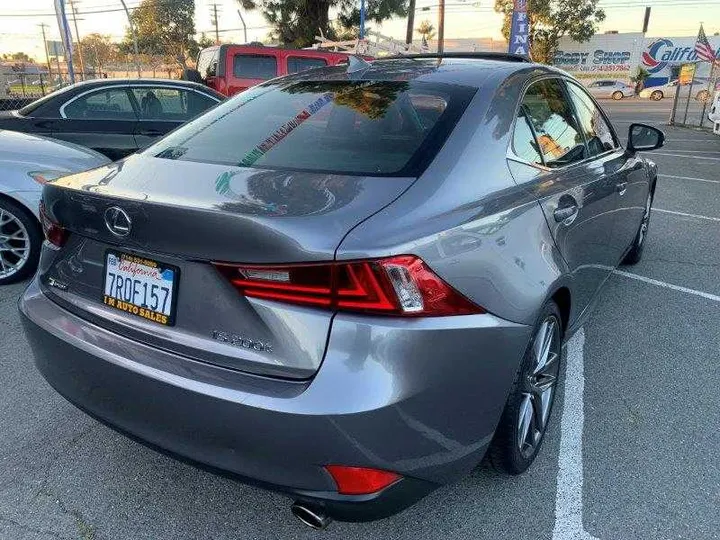 GRAY, 2016 LEXUS IS Image 29