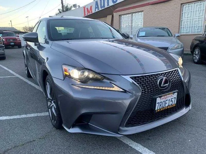 GRAY, 2016 LEXUS IS Image 135