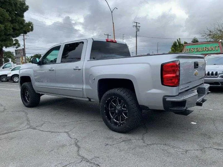 SILVER, 2017 CHEVROLET SILVERADO 1500 CREW CAB Image 17