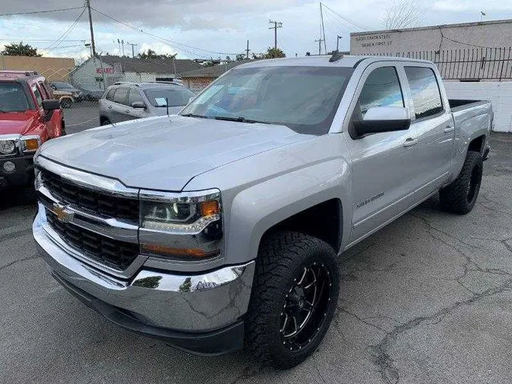 SILVER, 2017 CHEVROLET SILVERADO 1500 CREW CAB Image 62