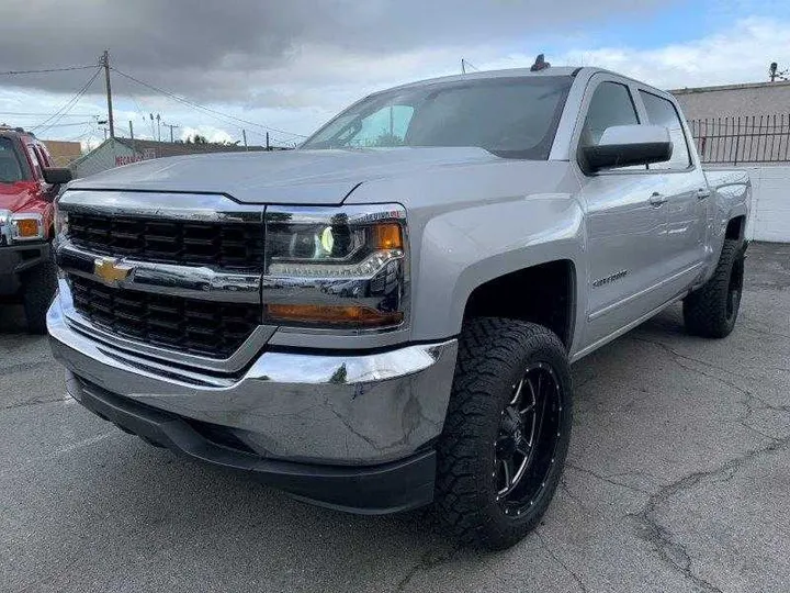 SILVER, 2017 CHEVROLET SILVERADO 1500 CREW CAB Image 63