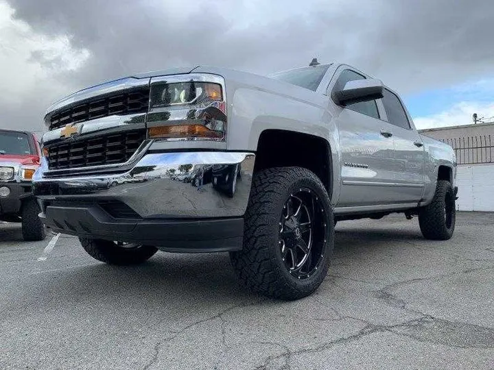 SILVER, 2017 CHEVROLET SILVERADO 1500 CREW CAB Image 65