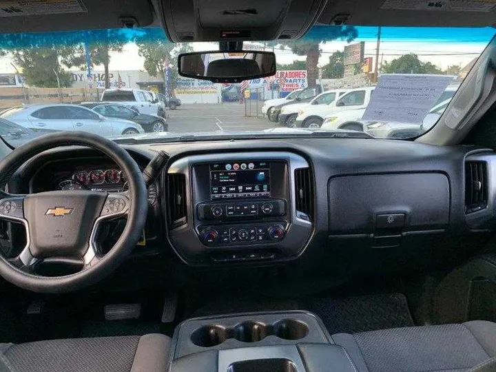 SILVER, 2017 CHEVROLET SILVERADO 1500 CREW CAB Image 135