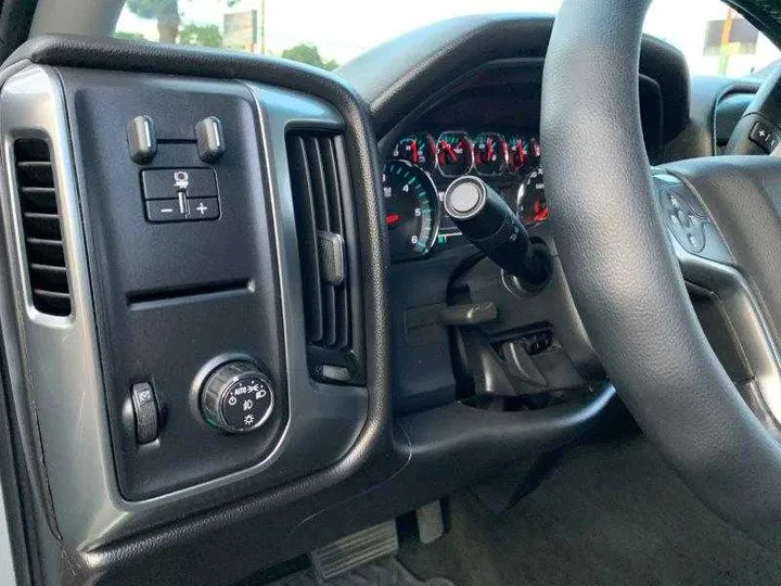 SILVER, 2017 CHEVROLET SILVERADO 1500 CREW CAB Image 148