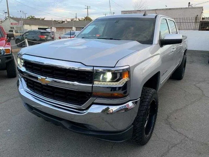 SILVER, 2017 CHEVROLET SILVERADO 1500 CREW CAB Image 160