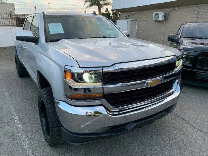 SILVER, 2017 CHEVROLET SILVERADO 1500 CREW CAB Image 162