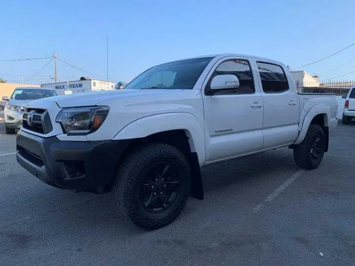 WHITE, 2014 TOYOTA TACOMA DOUBLE CAB Image 15