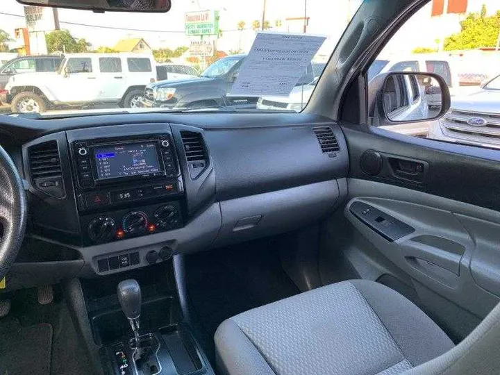 WHITE, 2014 TOYOTA TACOMA DOUBLE CAB Image 74