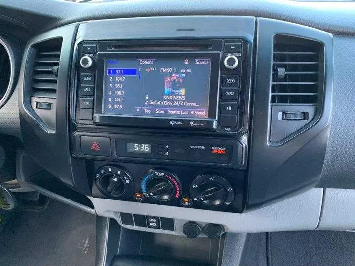 WHITE, 2014 TOYOTA TACOMA DOUBLE CAB Image 82