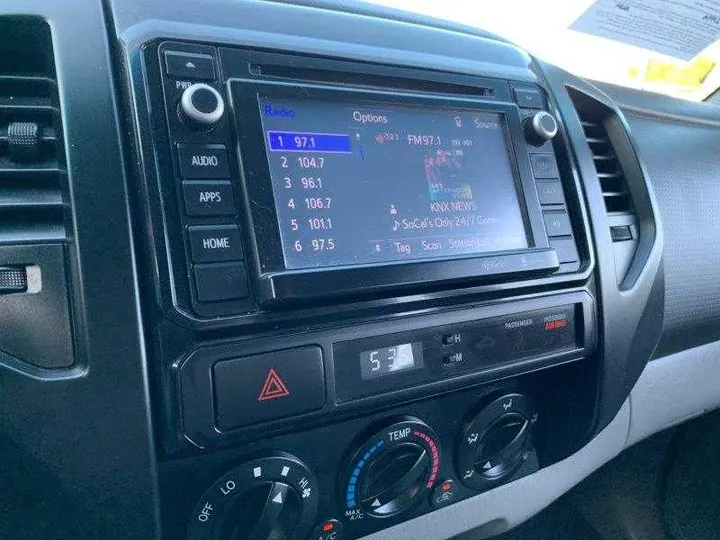 WHITE, 2014 TOYOTA TACOMA DOUBLE CAB Image 89