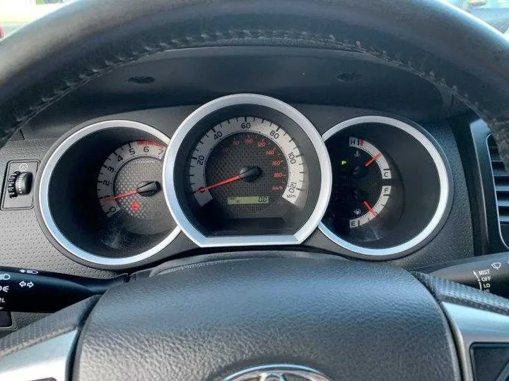 WHITE, 2014 TOYOTA TACOMA DOUBLE CAB Image 98