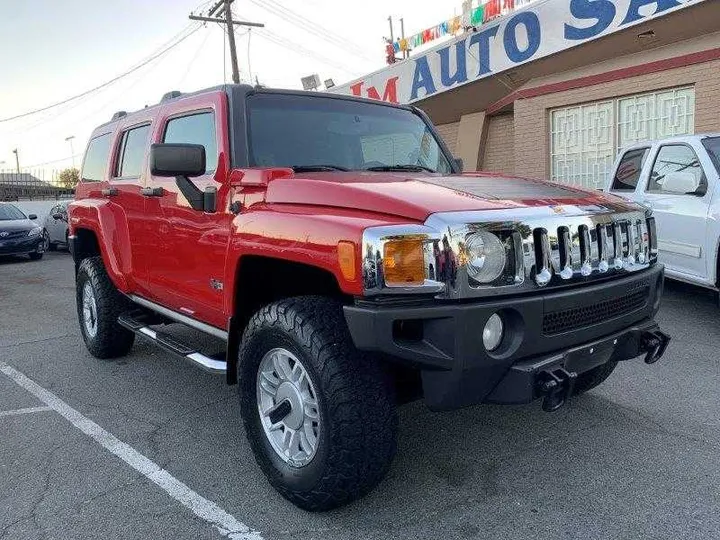 RED, 2006 HUMMER H3 Image 3