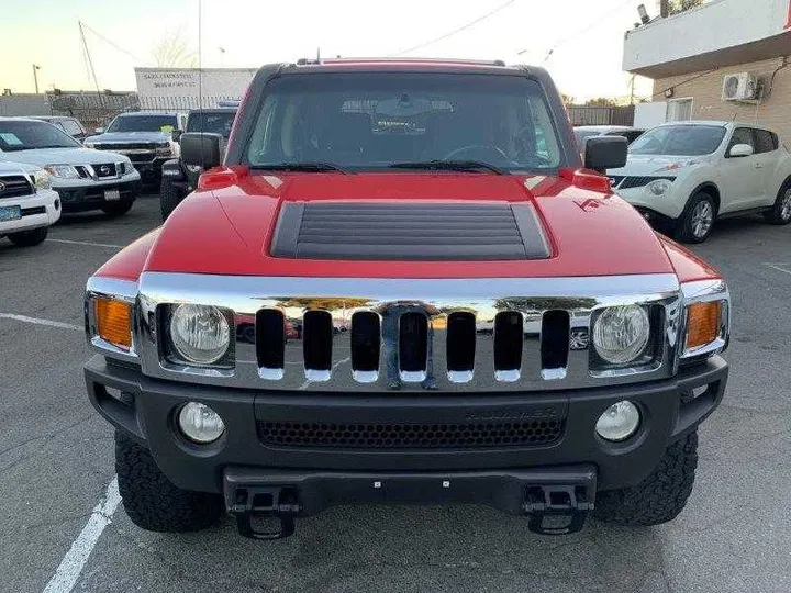 RED, 2006 HUMMER H3 Image 8