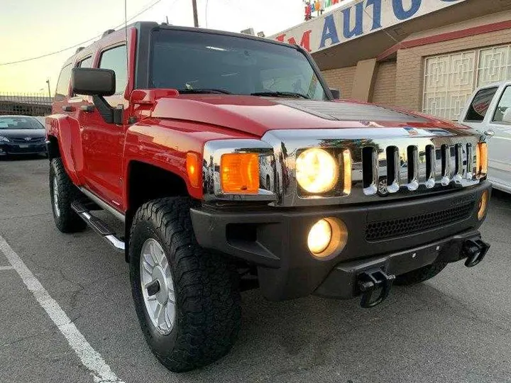 RED, 2006 HUMMER H3 Image 134