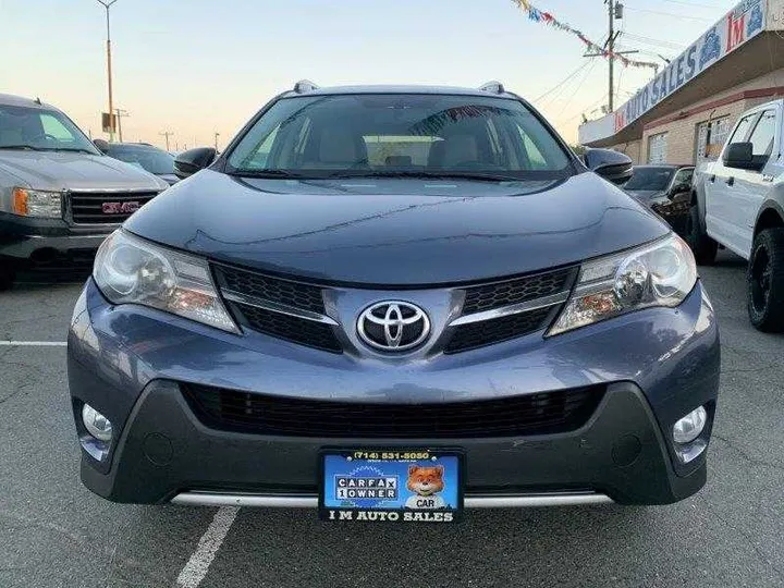 BLUE, 2013 TOYOTA RAV4 Image 9