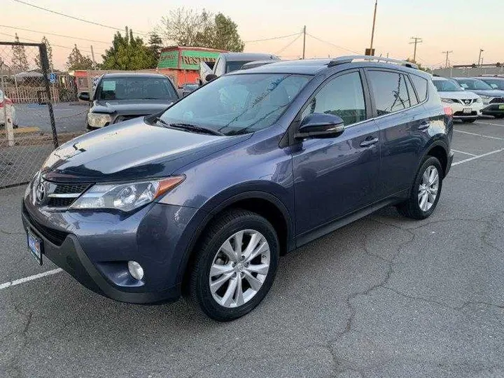 BLUE, 2013 TOYOTA RAV4 Image 14