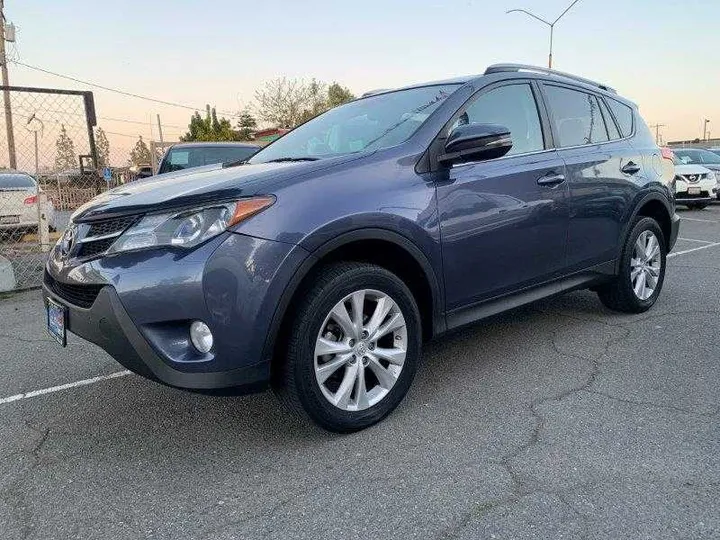 BLUE, 2013 TOYOTA RAV4 Image 15