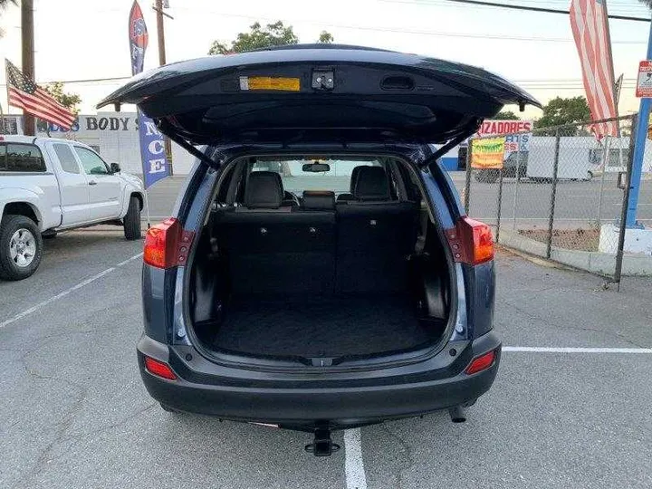 BLUE, 2013 TOYOTA RAV4 Image 34