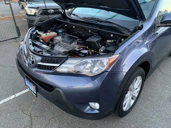 BLUE, 2013 TOYOTA RAV4 Image 38