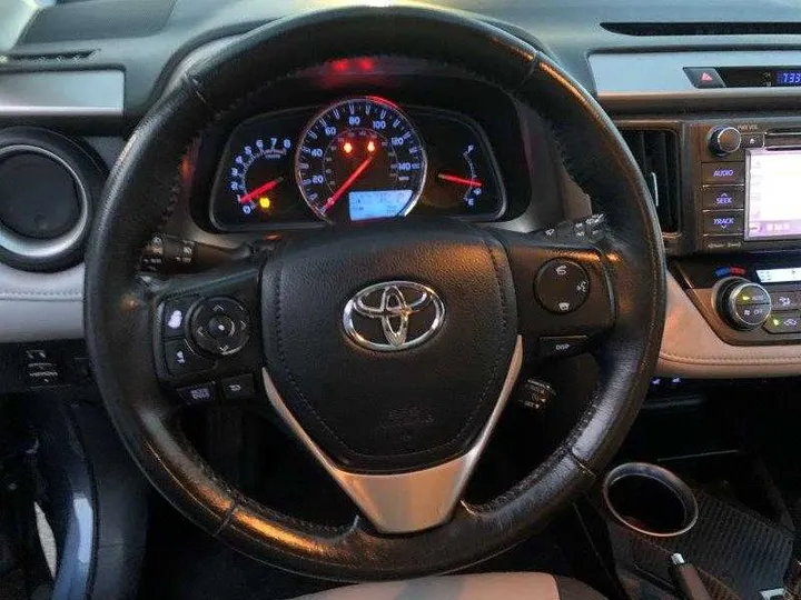 BLUE, 2013 TOYOTA RAV4 Image 110