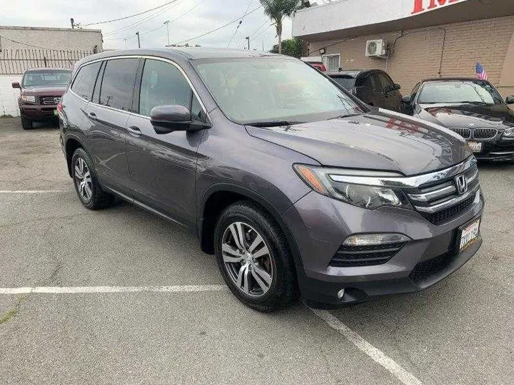 GRAY, 2017 HONDA PILOT Image 6