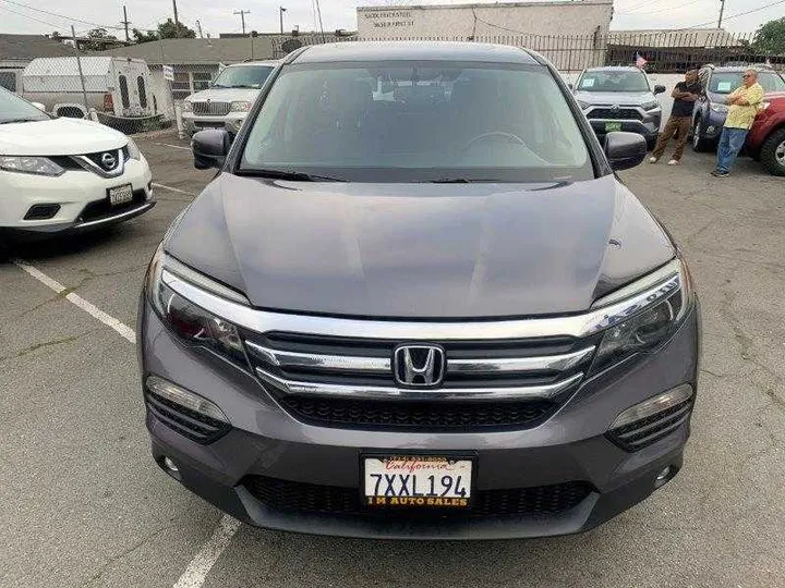 GRAY, 2017 HONDA PILOT Image 9