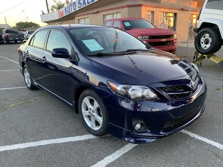 BLUE, 2013 TOYOTA COROLLA Image 2