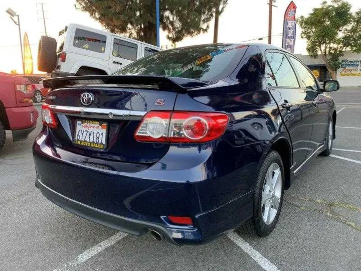 BLUE, 2013 TOYOTA COROLLA Image 29