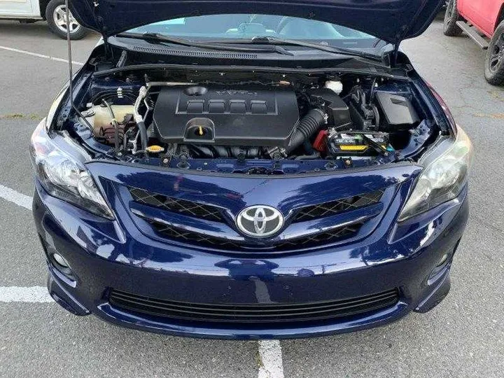 BLUE, 2013 TOYOTA COROLLA Image 38