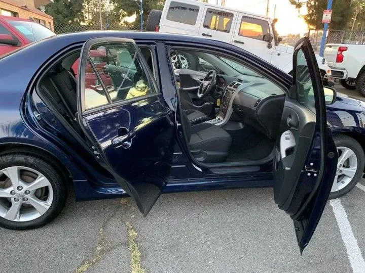 BLUE, 2013 TOYOTA COROLLA Image 49