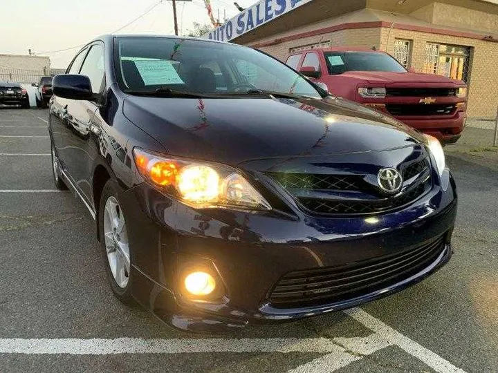 BLUE, 2013 TOYOTA COROLLA Image 133