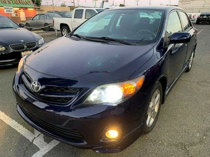 BLUE, 2013 TOYOTA COROLLA Image 134