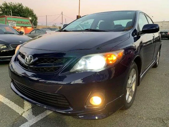 BLUE, 2013 TOYOTA COROLLA Image 135