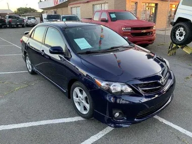 BLUE, 2013 TOYOTA COROLLA Image 