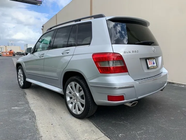 SILVER, 2010 MERCEDES-BENZ GLK-CLASS Image 19