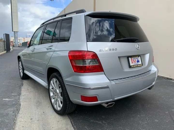 SILVER, 2010 MERCEDES-BENZ GLK-CLASS Image 23