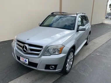 SILVER, 2010 MERCEDES-BENZ GLK-CLASS Image 