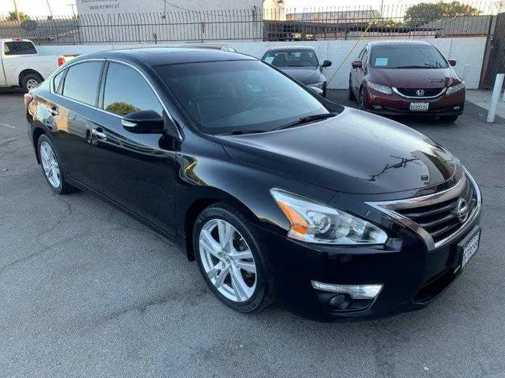 BLACK, 2015 NISSAN ALTIMA Image 4