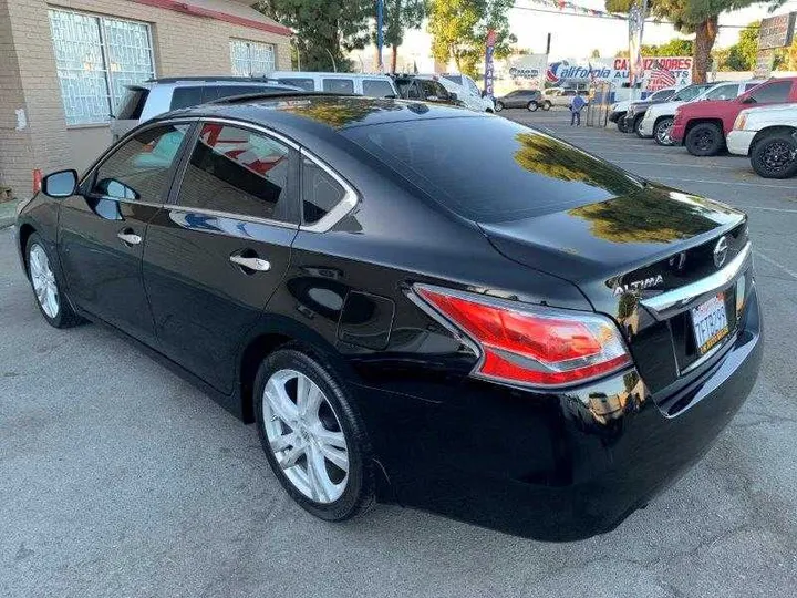 BLACK, 2015 NISSAN ALTIMA Image 18