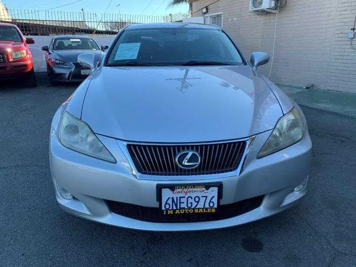 SILVER, 2010 LEXUS IS Image 8